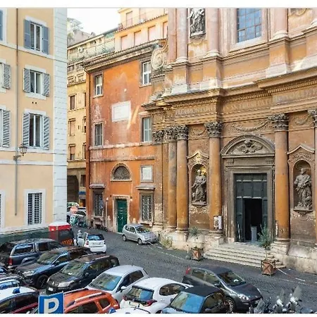 Apartment Campo De' Fiori On Vacation With Class Rome